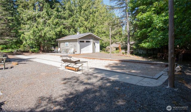 953 Henry Boyd Road, Port Angeles, WA 98362