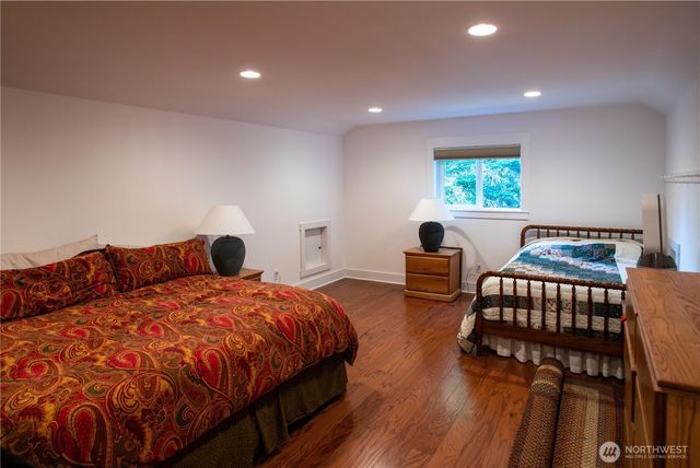 953 Henry Boyd Road, Port Angeles, WA 98362