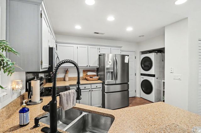 3158 Morningdale Drive, Mount Pleasant, SC 29466