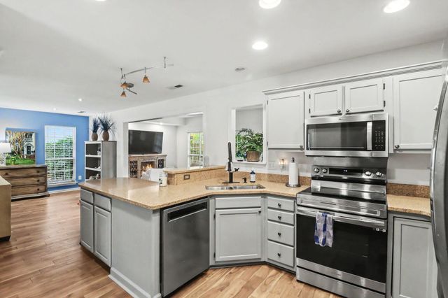 3158 Morningdale Drive, Mount Pleasant, SC 29466