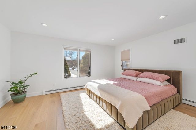 14 Louisa Ct, Wayne Twp., NJ 07470