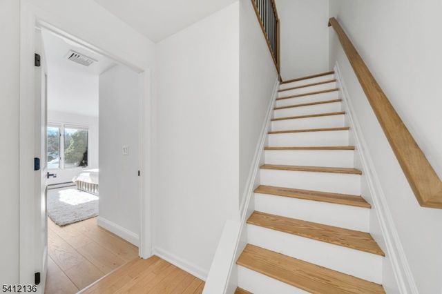 14 Louisa Ct, Wayne Twp., NJ 07470