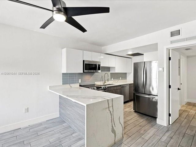 1000 7th Street 1, Miami Beach, FL 33139