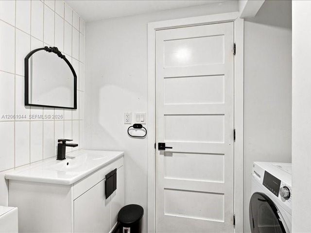 1000 7th Street 1, Miami Beach, FL 33139