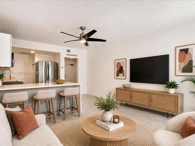 1000 7th Street 1, Miami Beach, FL 33139