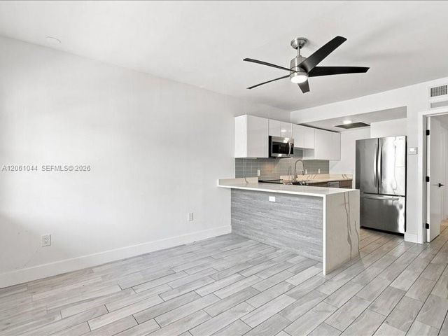1000 7th Street 1, Miami Beach, FL 33139