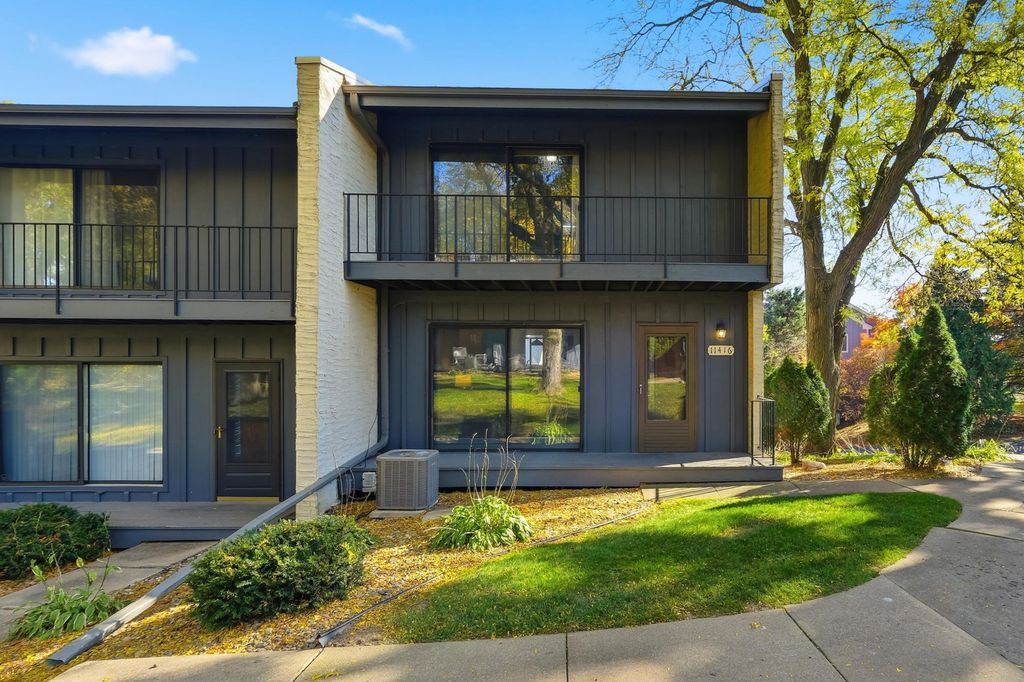 11416 Minnetonka Mills Road, Minnetonka, MN 55305