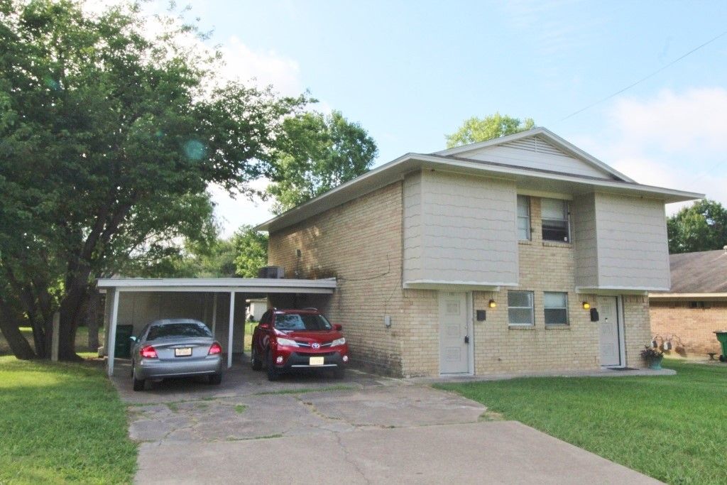 110 Olive Street, Waxahachie, TX 75165