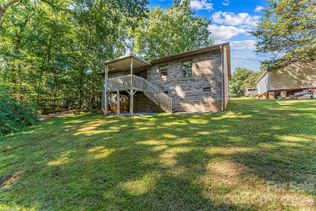 2524 Robinson Road, Newton, NC 28658