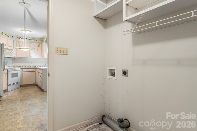 2524 Robinson Road, Newton, NC 28658
