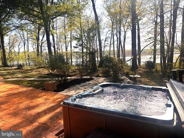 15590 CANVASBACK CT, Woodbridge, VA 22191