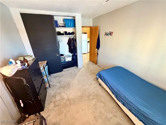 25735 Lorain Road 503, North Olmsted, OH 44070