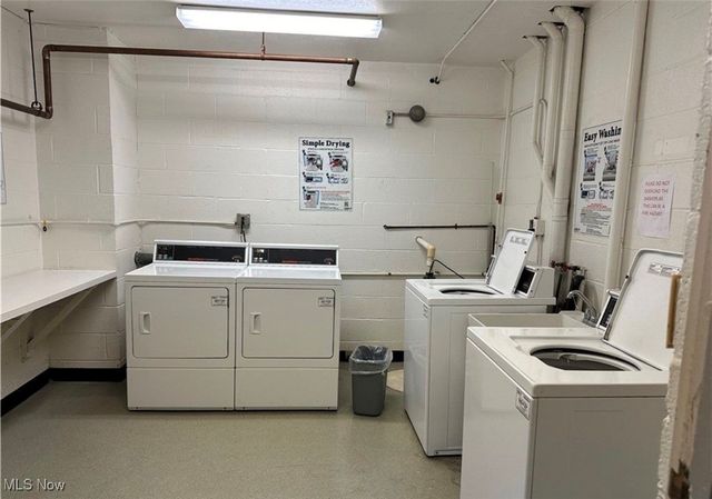 25735 Lorain Road 503, North Olmsted, OH 44070