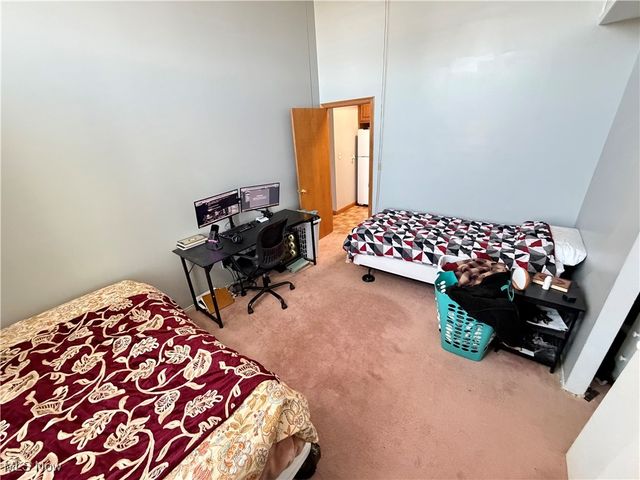 25735 Lorain Road 503, North Olmsted, OH 44070