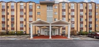 25735 Lorain Road 503, North Olmsted, OH 44070
