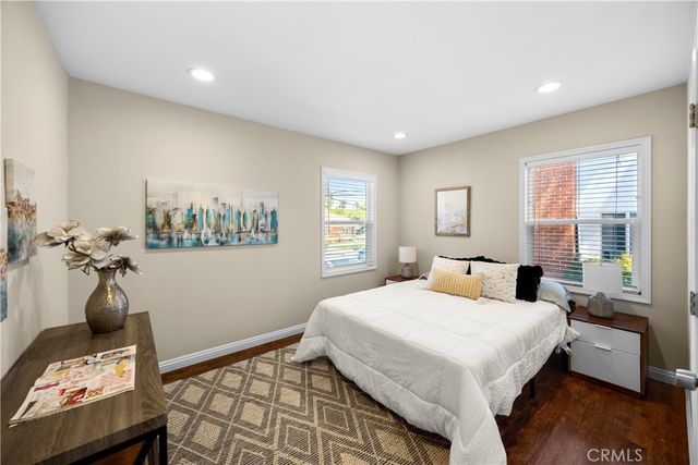 4558 Pasadena Avenue, Long Beach, CA 90807