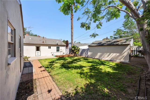 4558 Pasadena Avenue, Long Beach, CA 90807