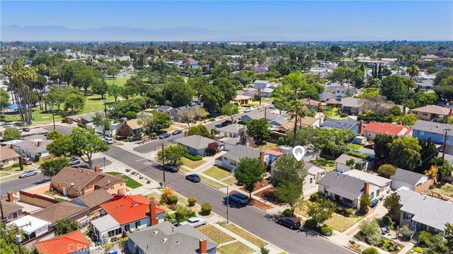 4558 Pasadena Avenue, Long Beach, CA 90807