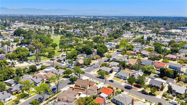 4558 Pasadena Avenue, Long Beach, CA 90807