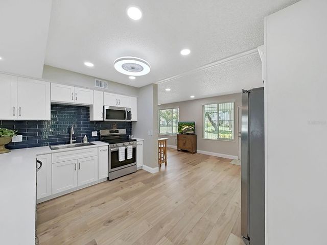 2405 FRANCISCAN DRIVE 21, Clearwater, FL 33763