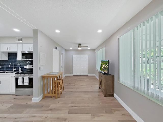 2405 FRANCISCAN DRIVE 21, Clearwater, FL 33763