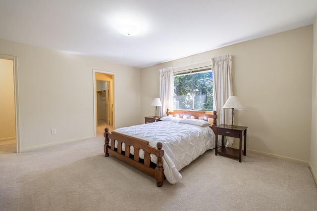 5238 Loch Lomond Drive, Houston, TX 77096