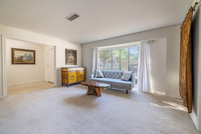 5238 Loch Lomond Drive, Houston, TX 77096