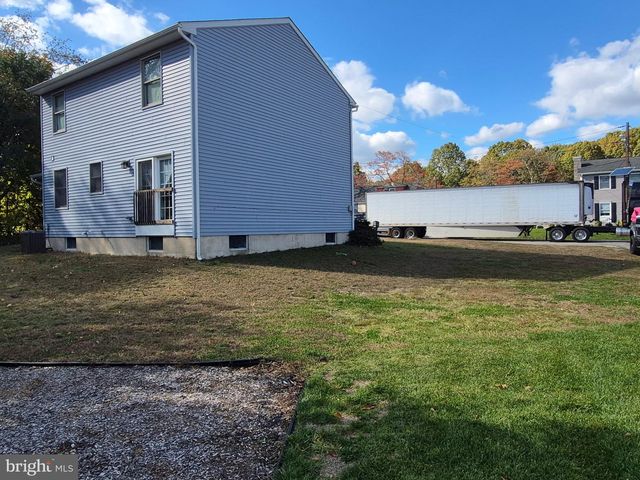 10 CARTER DR, Deptford, NJ 08096