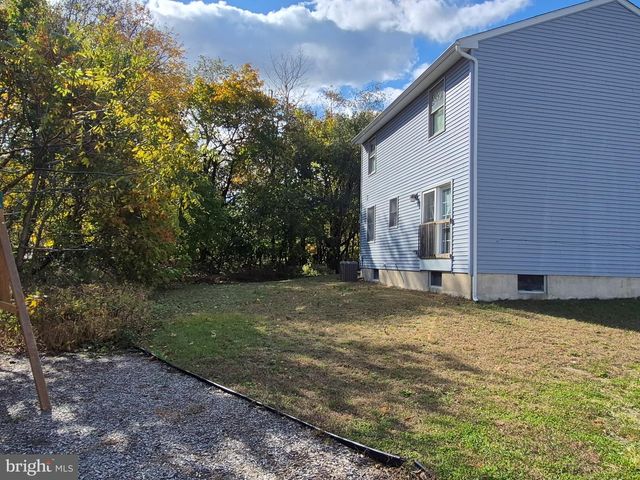 10 CARTER DR, Deptford, NJ 08096