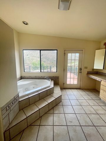 1018 Matewan Dr, Alpine, TX 79830