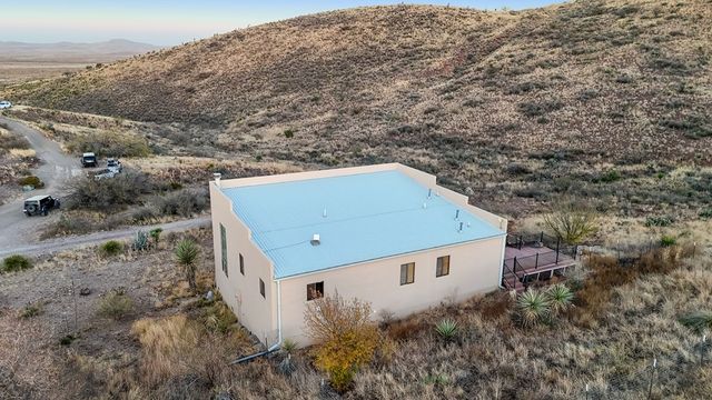 1018 Matewan Dr, Alpine, TX 79830