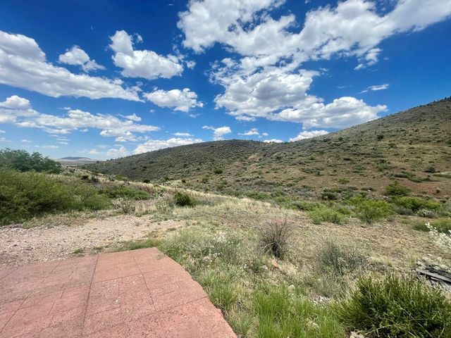 1018 Matewan Dr, Alpine, TX 79830