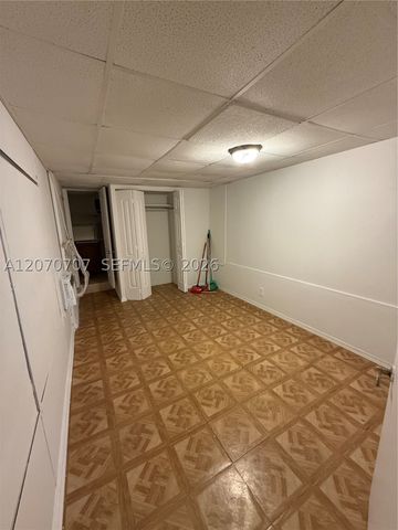 700 SW 8 Ave 22A, Hallandale Beach, FL 33009