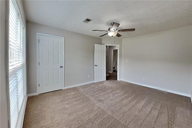 1096 Sham Pointe Drive, Lawrenceville, GA 30043