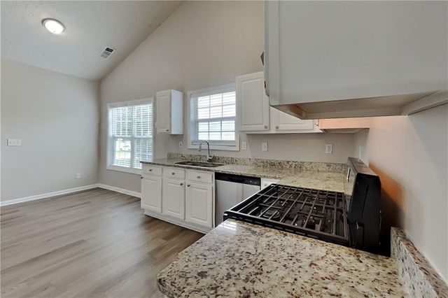 1096 Sham Pointe Drive, Lawrenceville, GA 30043