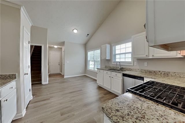1096 Sham Pointe Drive, Lawrenceville, GA 30043