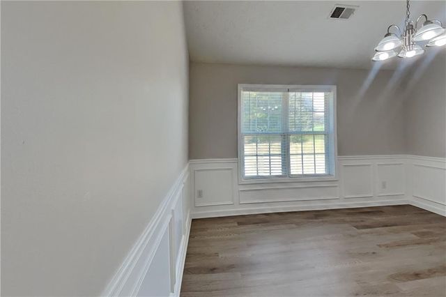1096 Sham Pointe Drive, Lawrenceville, GA 30043