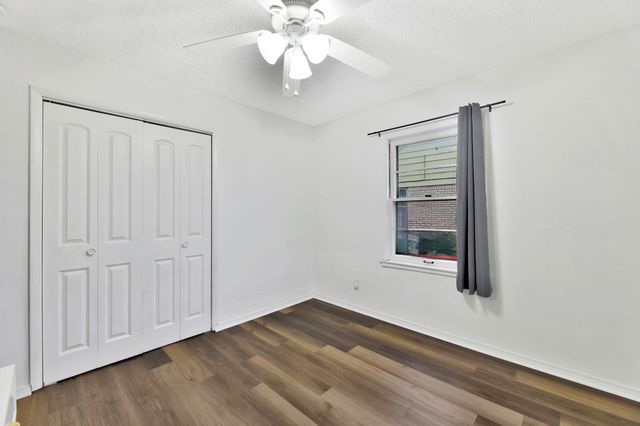 2431 N Somerset Ave, Wichita, KS 67204