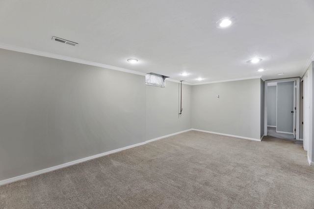 2431 N Somerset Ave, Wichita, KS 67204