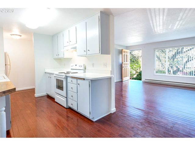 4865 WHITEAKER St, Eugene, OR 97405