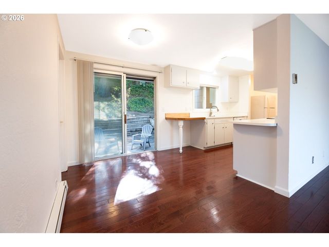 4865 WHITEAKER St, Eugene, OR 97405