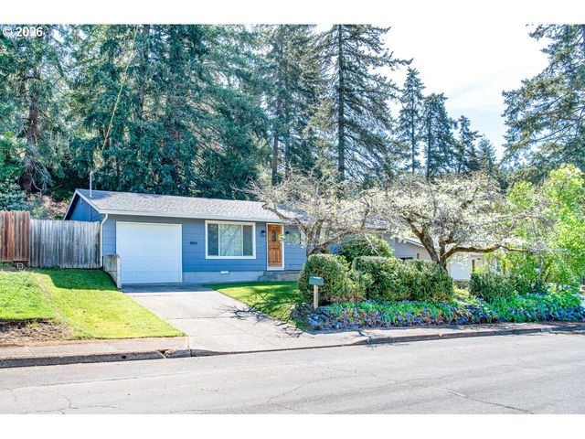 4865 WHITEAKER St, Eugene, OR 97405