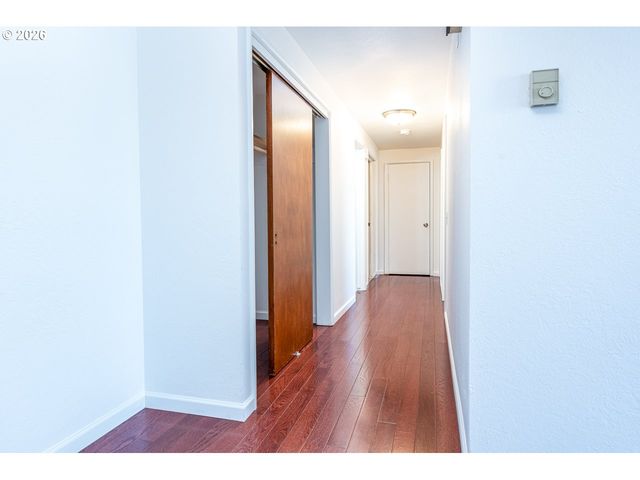 4865 WHITEAKER St, Eugene, OR 97405