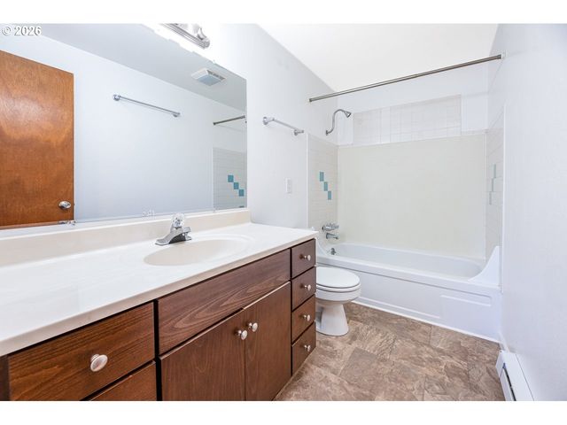 4865 WHITEAKER St, Eugene, OR 97405