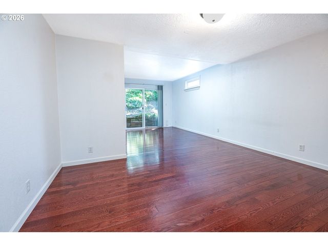 4865 WHITEAKER St, Eugene, OR 97405