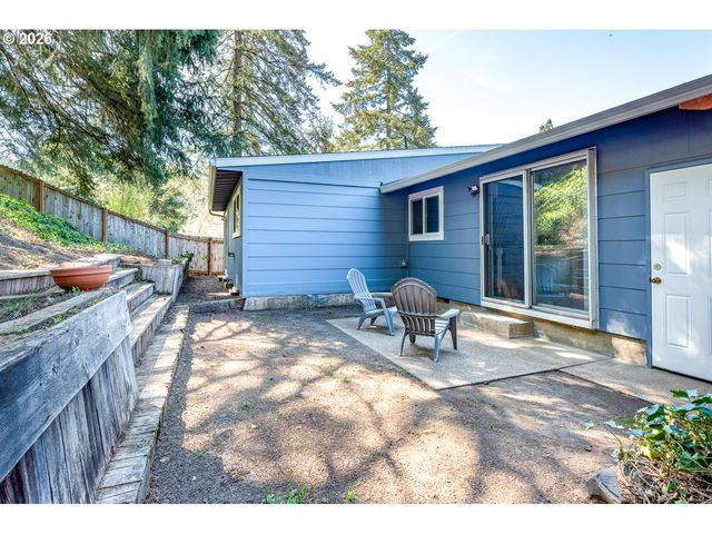 4865 WHITEAKER St, Eugene, OR 97405