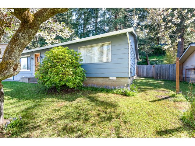 4865 WHITEAKER St, Eugene, OR 97405