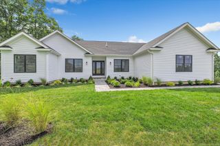 14 Deer Run Road, Middlebury, CT 06762