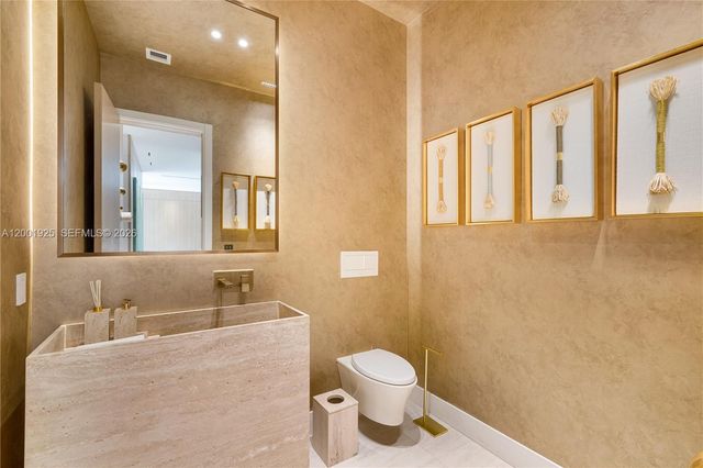 707 NE 77th Street, Miami, FL 33138