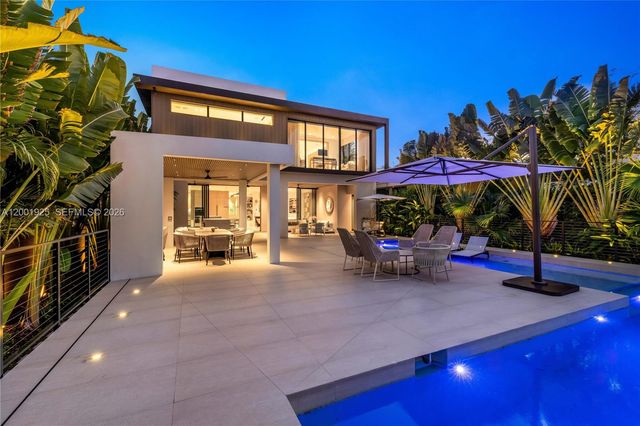 707 NE 77th Street, Miami, FL 33138
